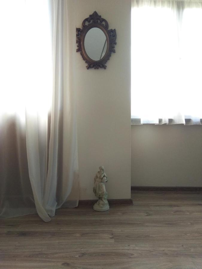 Sunny Aura Apartment Erevan Exterior foto